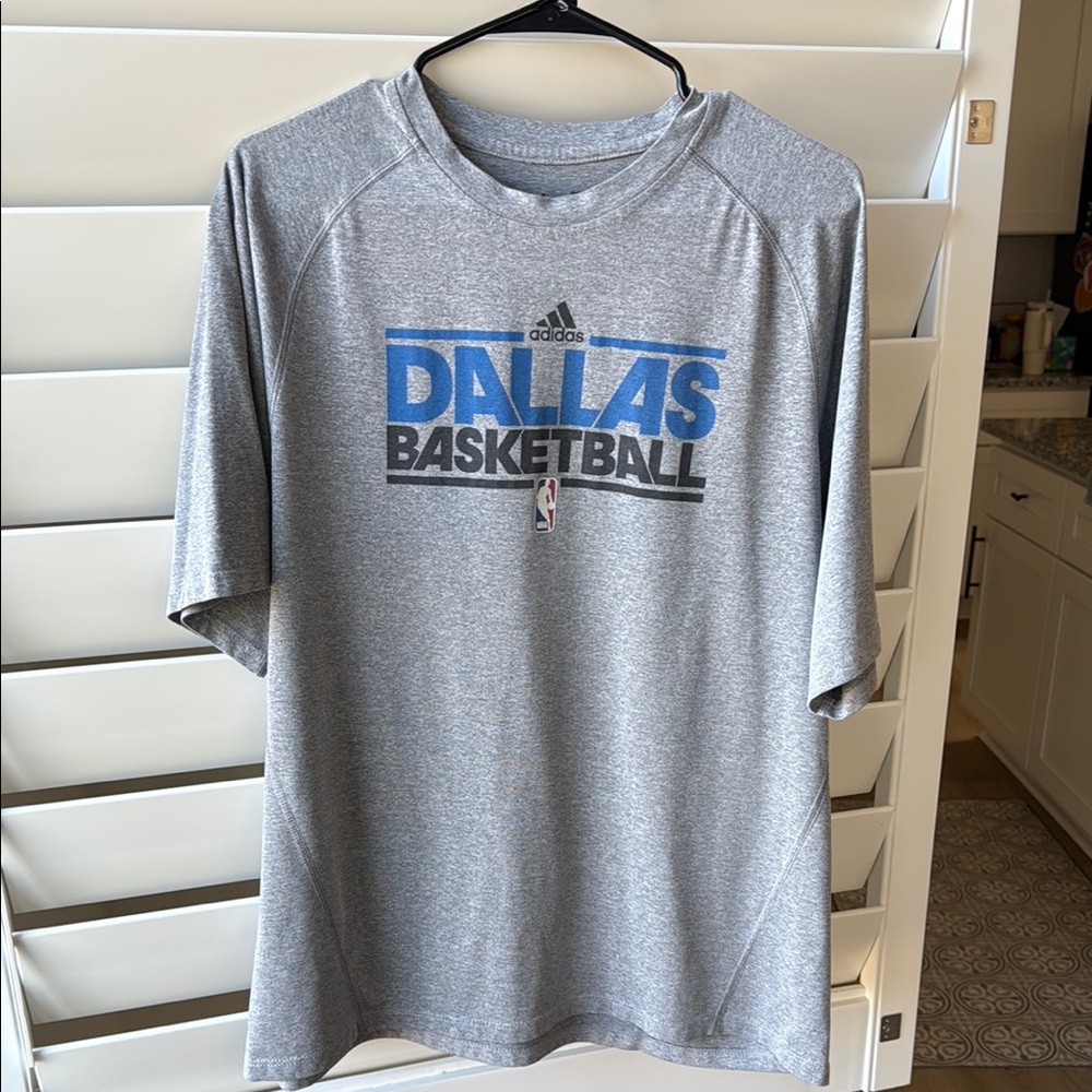 Dallas Mavs shirt